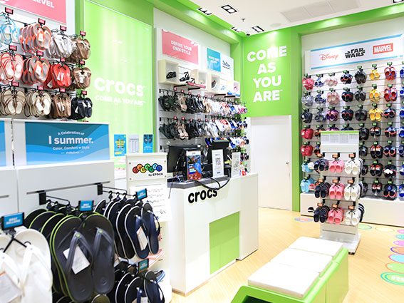 crocs terminal 21