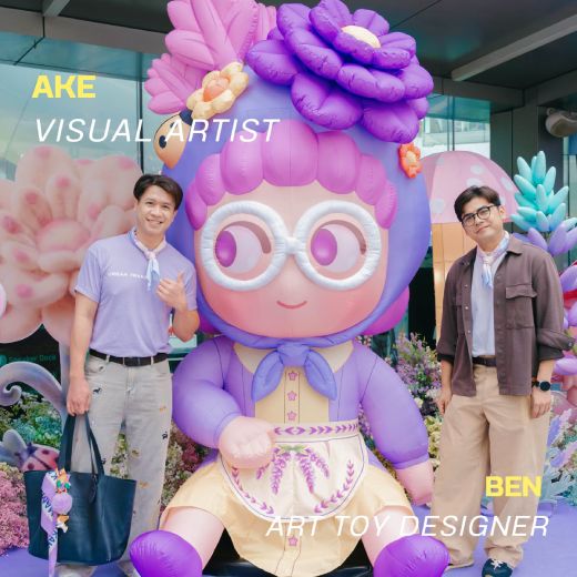 คุณเอก Visual Artist และคุณเบน Art Toy Designer